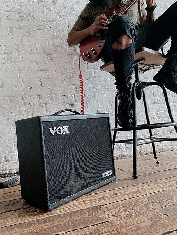 新品 エレキギター アンプ VOX Cambridge50 真空管
