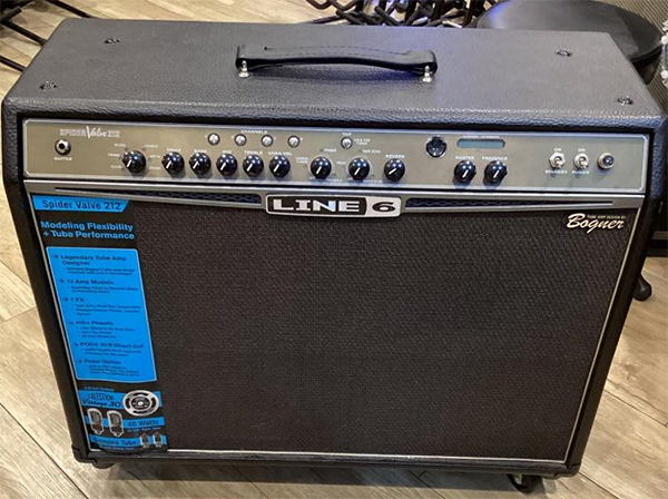 新品 エレキギター アンプ LINE6 SPIDER V 212 40W 真空管
