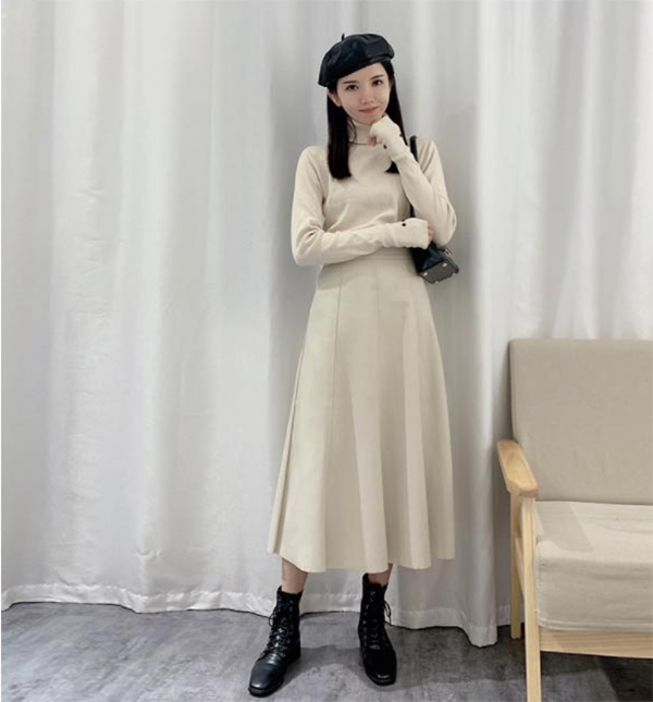 フェイクレザー フレア スカート ロング丈（61～68cm） バックファスナー