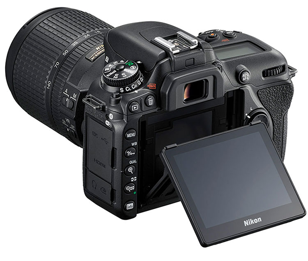 カメラ デジタル一眼 ニコン Nikon D7500 18-140VR レンズキット