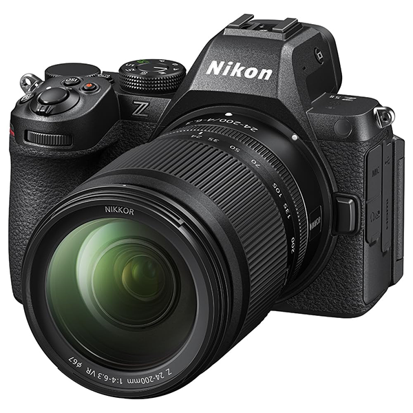 新品 カメラ ミラーレス一眼 ニコン Nikon Z5II 24-200mm