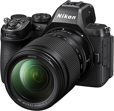 新品 カメラ ミラーレス一眼 ニコン Nikon Z5II 24-200mm