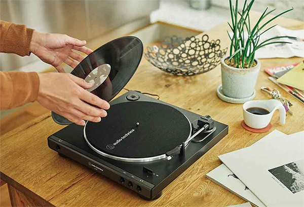 レコード プレーヤー AT-LP60X audio-technica オーディオテクニカ