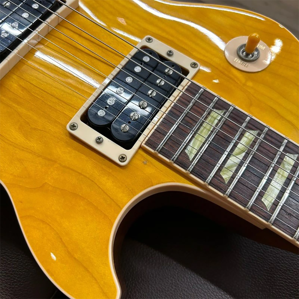 中古 エレキギター ギブソン Gibson レスポール Les Paul Classic Amber 2001年製