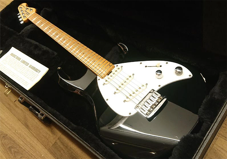 中古 エレキギター ミュージックマン MUSICMAN Silhouette 3S 1996年製