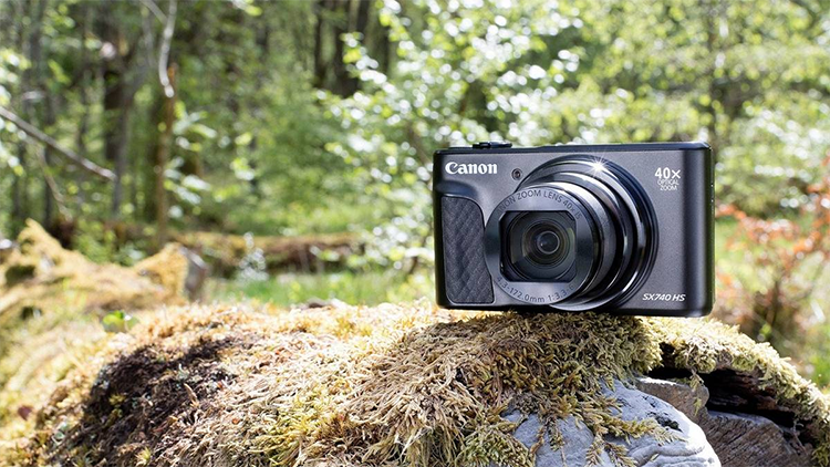 新品 コンパクトデジタルカメラ キヤノン Canon PowerShot SX740