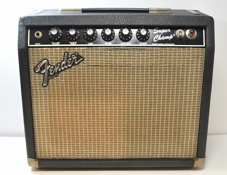 中古 ギターアンプ フェンダー Fender USA Super Champ 真空管 18W 1983年製