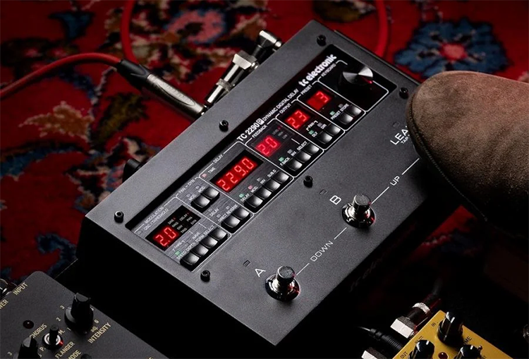 新品 エレキギター エフェクター DYNAMIC DIGITAL DELAY 2290 P tc electronic