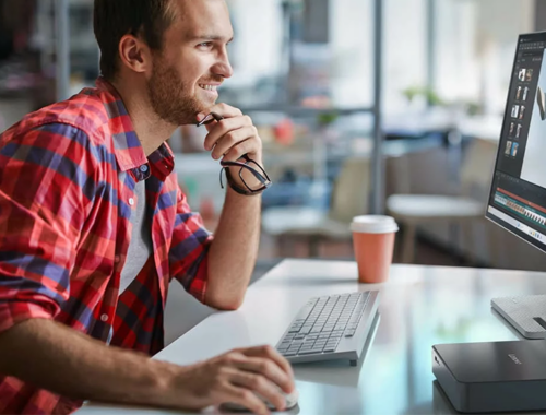 新品 ミニデスクトップパソコン PC レノボ Lenovo IdeaCentre Mini 01IRH10R Core7 240H メモリ 16GB/32GB SSD 512GB Wi-Fi7 3画面同時出力 Windows11